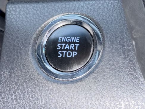 Used 2018 Toyota Camry XSE FWD image 29
