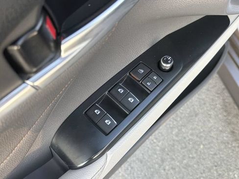 Used 2018 Toyota Camry XLE w/ Driver Assist Package FWD image 22