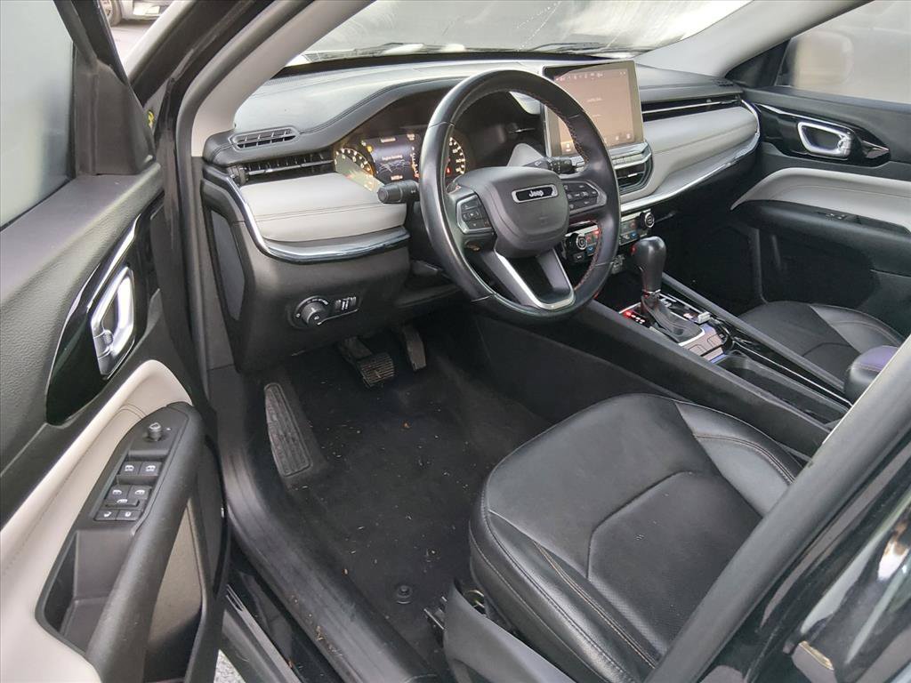 Used 2022 Jeep Compass Limited AWD/4WD image 10