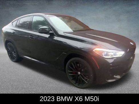 Used 2023 BMW X6 M50i w/ Executive Package image 3