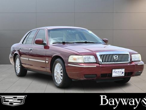 Used 2009 Mercury Grand Marquis LS RWD image 4
