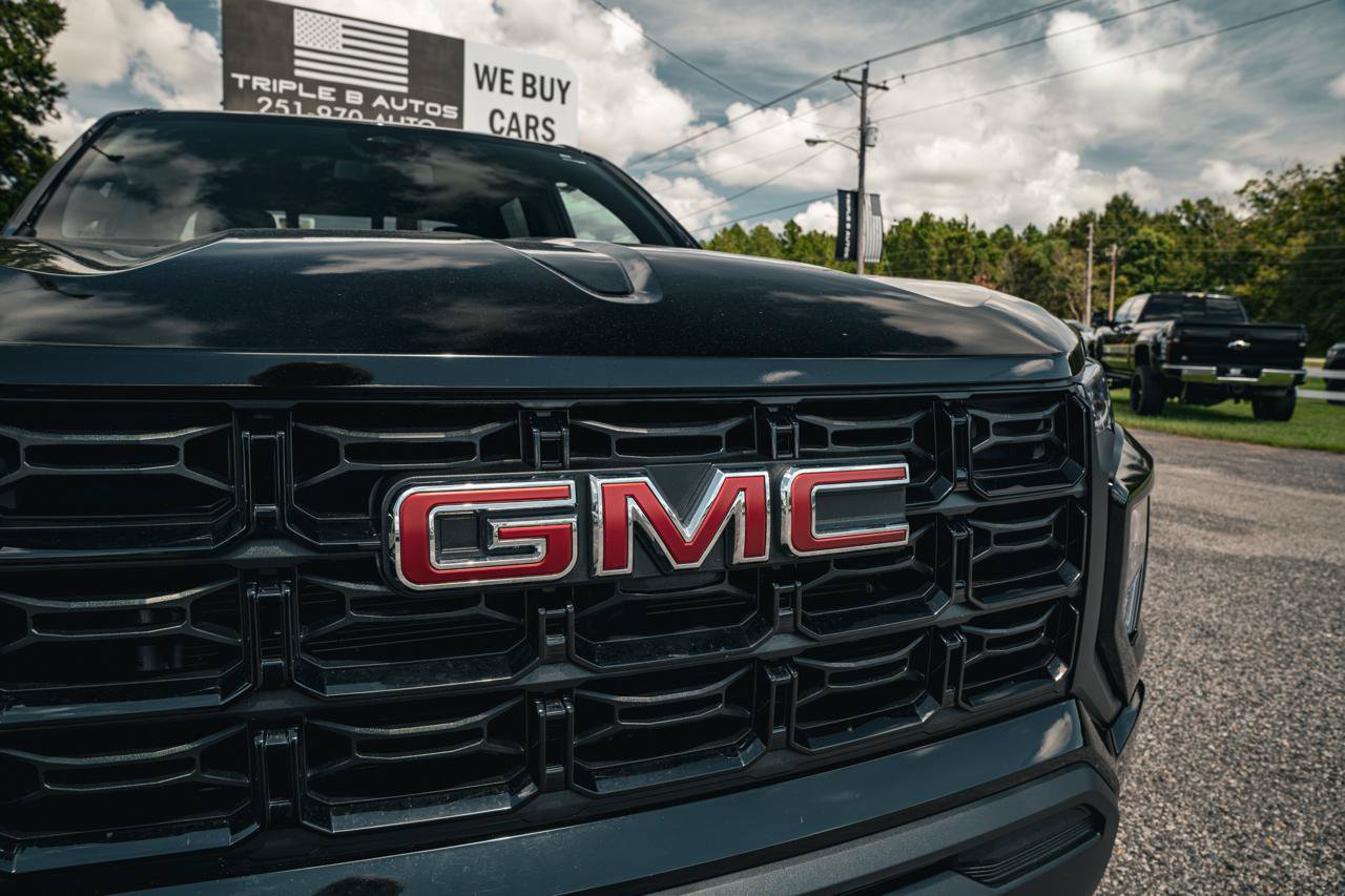 Used 2025 GMC Canyon Elevation AWD/4WD image 7