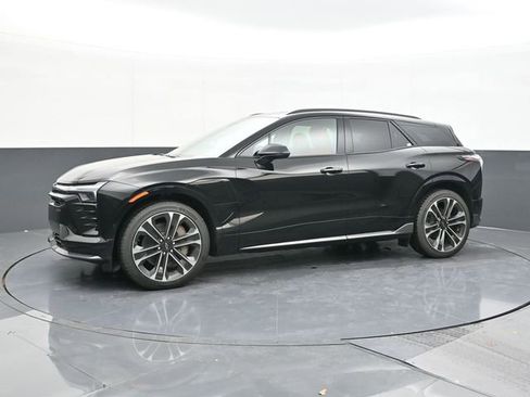 New 2026 Chevrolet Blazer EV SS image 7