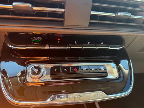 Used 2023 Lincoln Corsair Reserve FWD image 14
