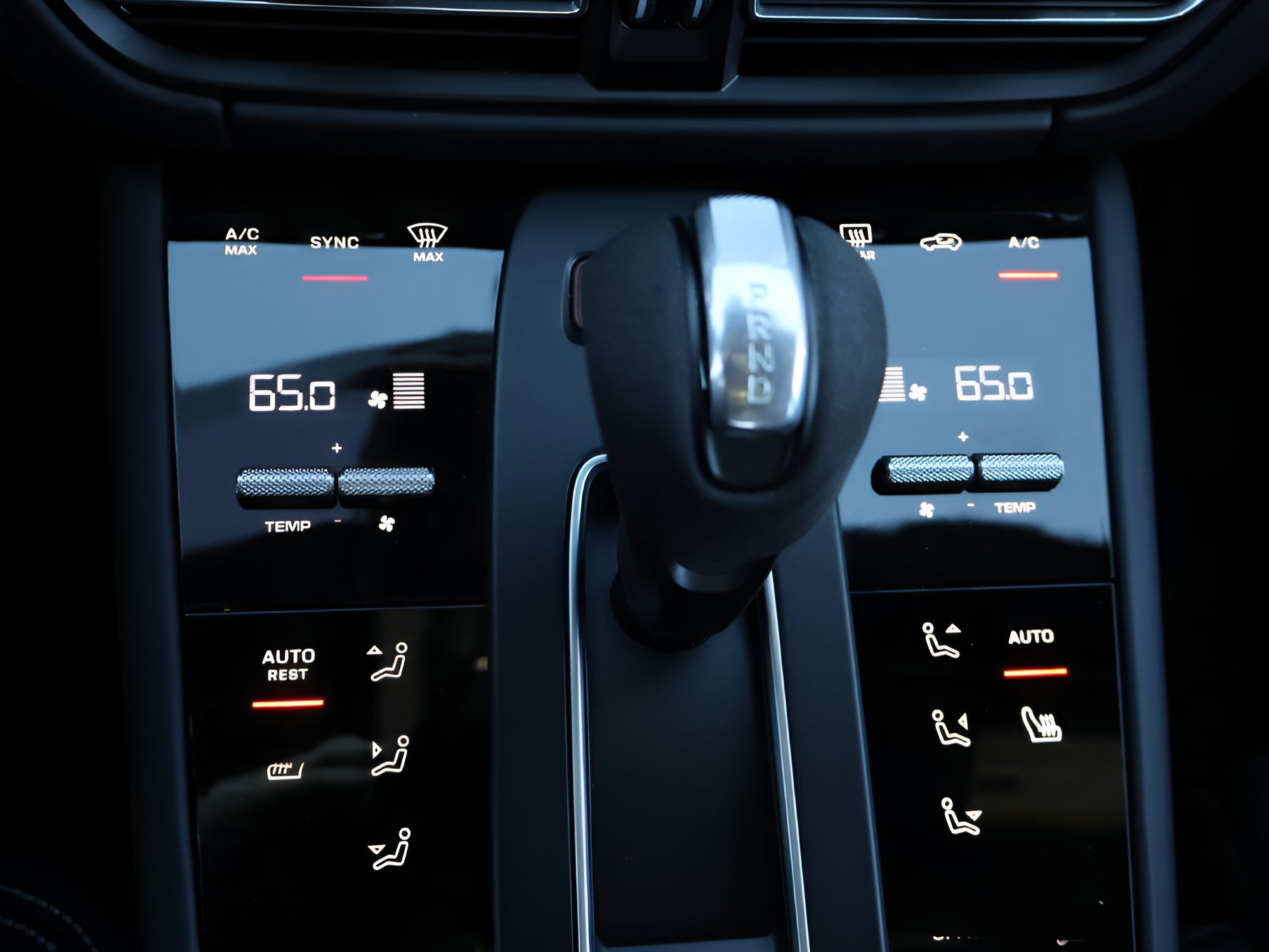 Certified 2026 Porsche Macan GTS AWD/4WD image 25