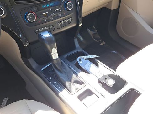 Used 2018 Ford Escape Titanium w/ Ford Safe & Smart Package image 18