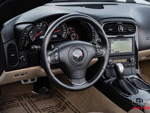 Used 2012 Chevrolet Corvette Convertible w/ 2LT Preferred Equipment Group image 18