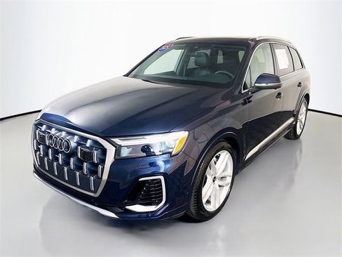 Used 2025 Audi Q7 3.0T Premium Plus w/ Premium Plus Package image 3
