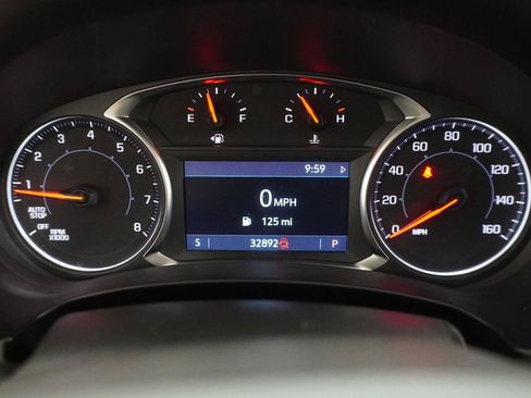 Used 2023 GMC Terrain SLT w/ LPO, 'HIT The Road' Package FWD image 12