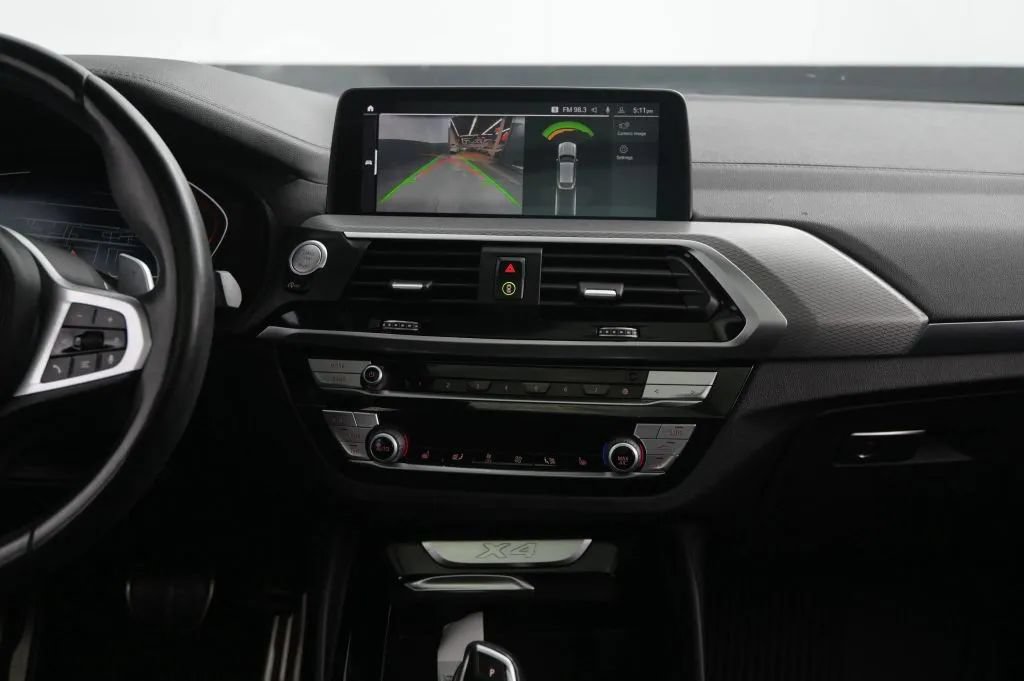 Used 2021 BMW X4 xDrive30i w/ M Sport Package AWD/4WD image 32