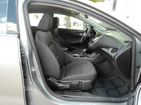 Used 2023 Chevrolet Malibu LS FWD image 20
