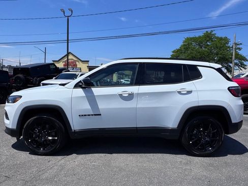 New 2026 Jeep Compass Latitude AWD/4WD image 4