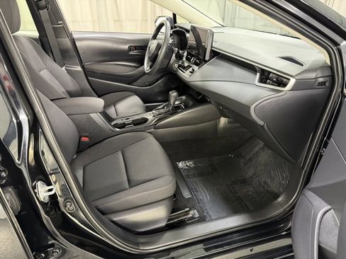 Used 2024 Toyota Corolla LE image 7