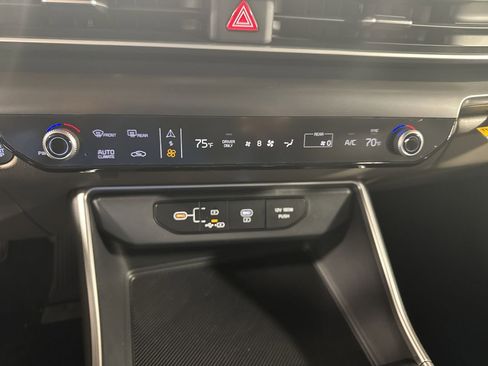 New 2026 Kia Carnival LXS image 26