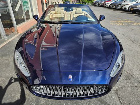 Used 2015 Maserati GranTurismo Convertible RWD image 11