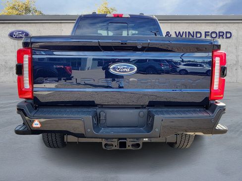 Used 2024 Ford F250 Lariat w/ Lariat Ultimate Package AWD/4WD image 5