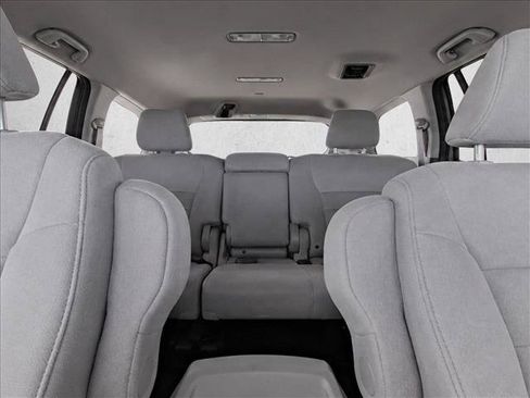 Used 2019 Honda Pilot LX image 27