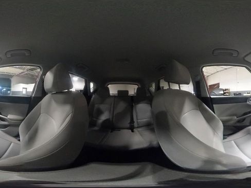 Used 2025 Kia Soul LX w/ LX Technology Package image 40