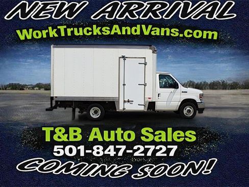 Used 2023 Ford E-350 and Econoline 350 Super Duty w/ Power Windows & Locks Group RWD image 1