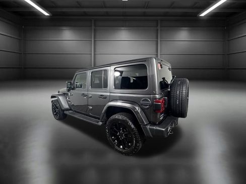 Used 2021 Jeep Wrangler Unlimited Sahara w/ Cold Weather Group image 4