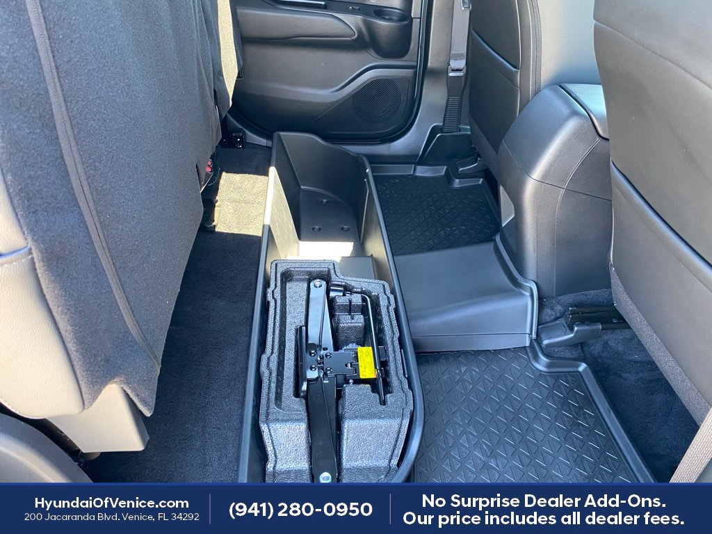 Certified 2024 Hyundai Santa Cruz XRT AWD/4WD image 22