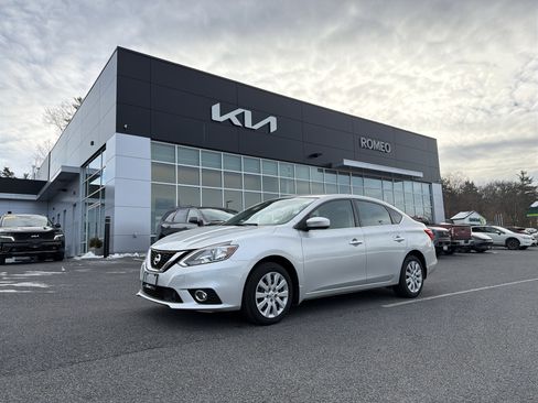 Used 2019 Nissan Sentra S image 1
