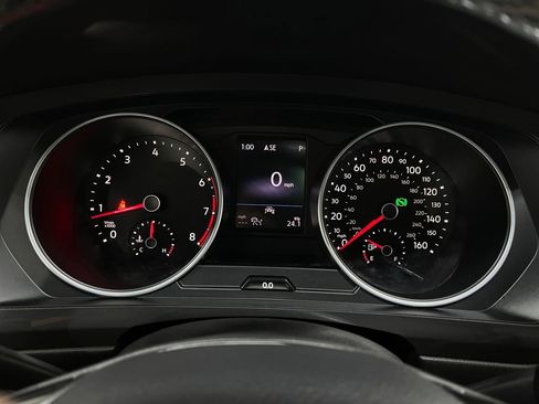 Used 2021 Volkswagen Tiguan SE R-Line image 22