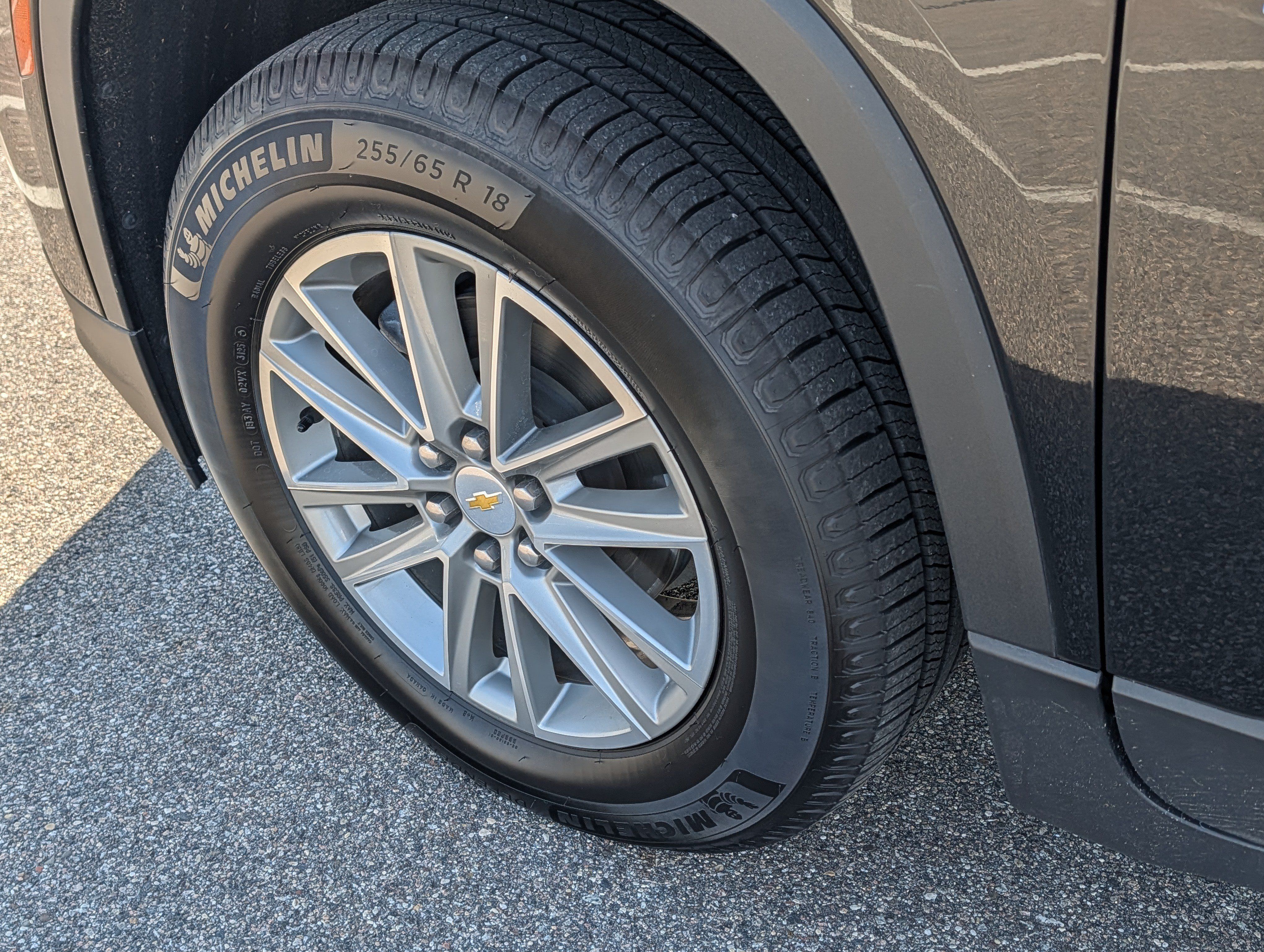 Used 2023 Chevrolet Traverse LT AWD/4WD image 6
