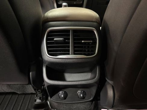 Used 2019 Hyundai Santa Fe Limited image 28