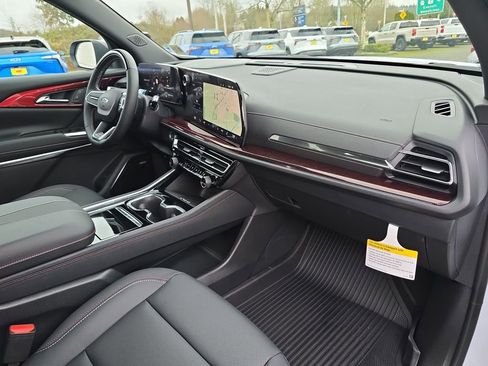 New 2026 Chevrolet Traverse Z71 w/ Enhanced Driving Package image 35