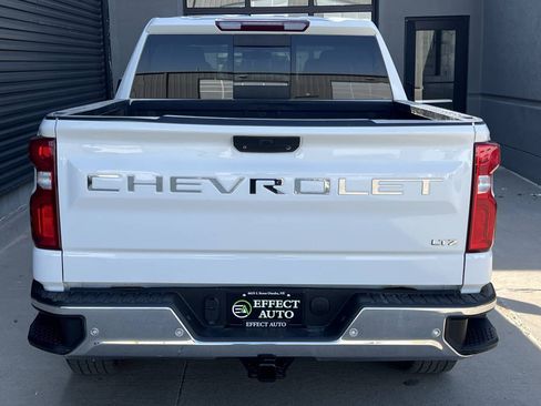 Used 2021 Chevrolet Silverado 1500 LTZ w/ LTZ Convenience Package II AWD/4WD image 14