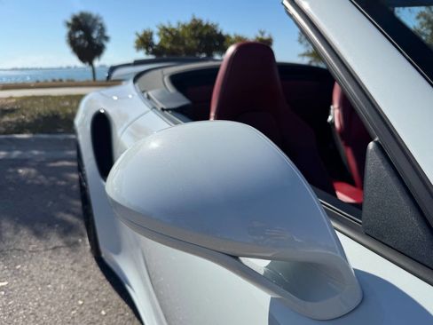 Used 2015 Porsche 911 Turbo S image 32