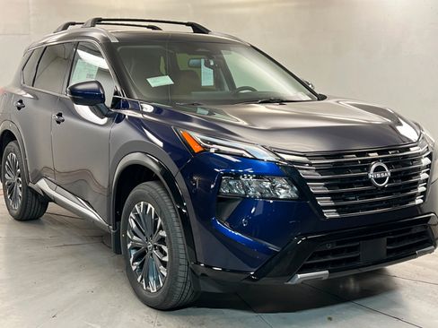 New 2026 Nissan Rogue Platinum AWD/4WD image 7