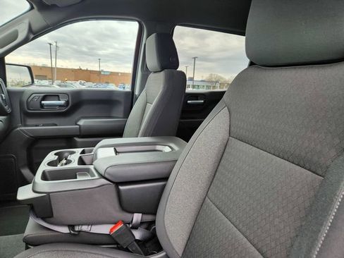 Certified 2026 Chevrolet Silverado 1500 Custom image 12