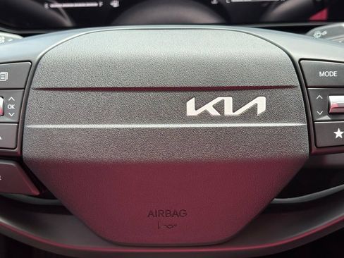 New 2026 Kia K4 FWD image 22