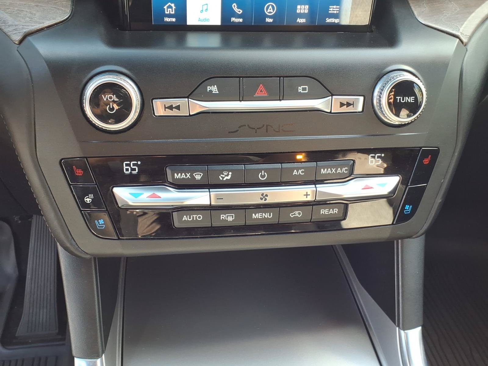 Certified 2020 Ford Explorer Platinum AWD/4WD image 21