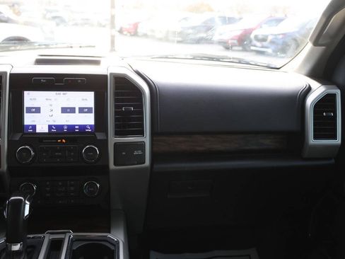 Used 2019 Ford F150 Lariat w/ Trailer Tow Package AWD/4WD image 24