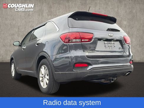 Used 2019 Kia Sorento AWD V6 image 6