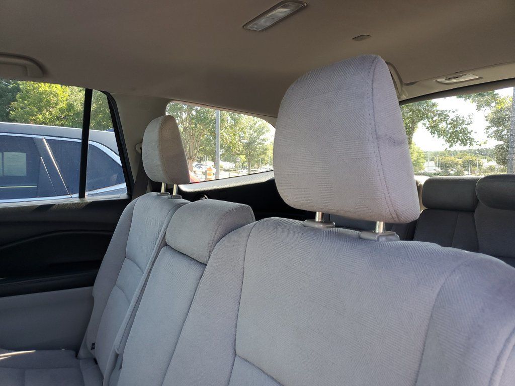 Certified 2020 Honda Pilot EX image 11