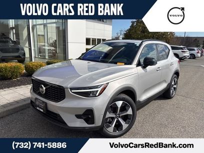 Used 2025 Volvo XC40 B5 Plus