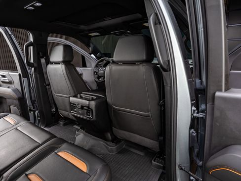 Used 2024 GMC Sierra 2500 AT4 w/ AT4 Premium Plus Package image 32