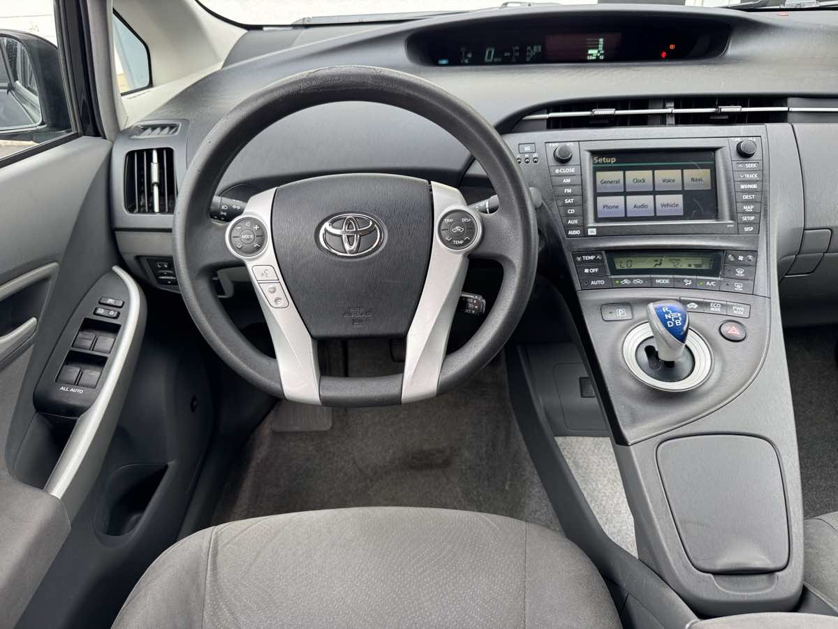 Used 2010 Toyota Prius Three w/ Navigation Pkg FWD image 20