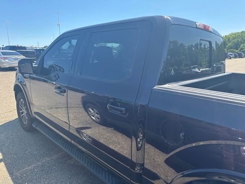 Used 2020 Ford F150 XLT w/ Equipment Group 302A Luxury AWD/4WD image 16
