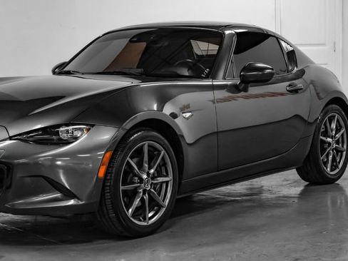 Used 2017 MAZDA MX-5 Miata RF Grand Touring image 12
