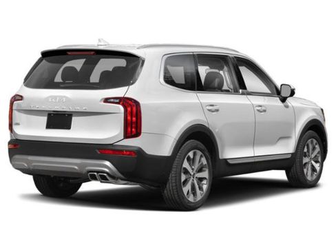 Used 2022 Kia Telluride S FWD image 3