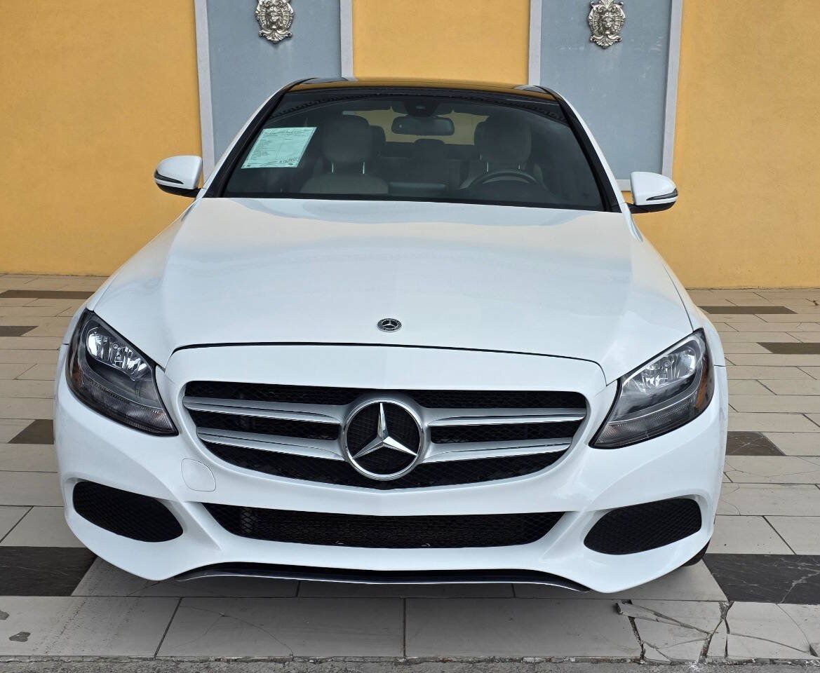 Used 2018 Mercedes-Benz C 300 4MATIC Sedan image 2