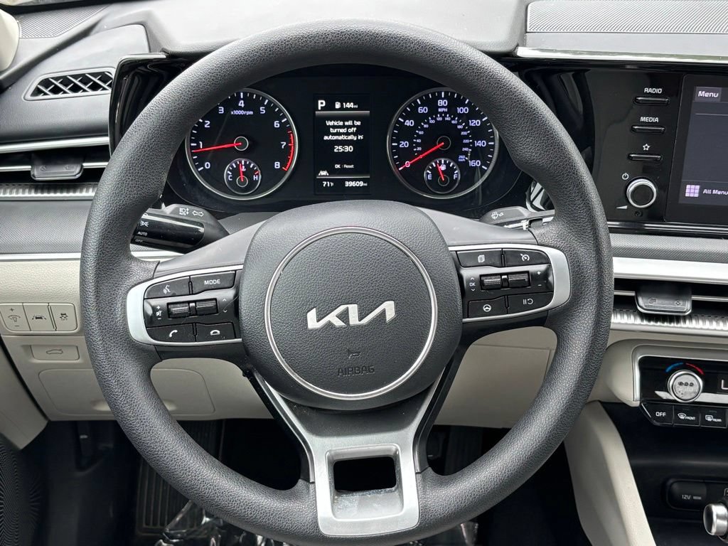 Used 2022 Kia K5 LXS FWD image 40