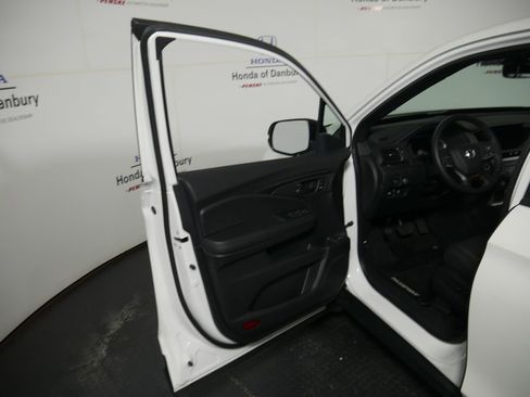 Used 2023 Honda Passport EX-L image 10