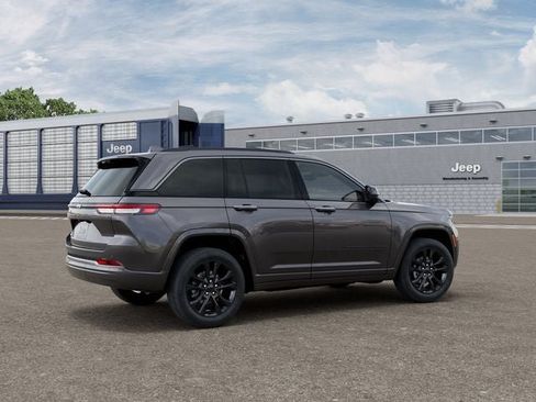 New 2026 Jeep Grand Cherokee Limited AWD/4WD image 4