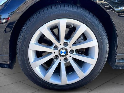 Used 2011 BMW 328i xDrive Sedan image 9